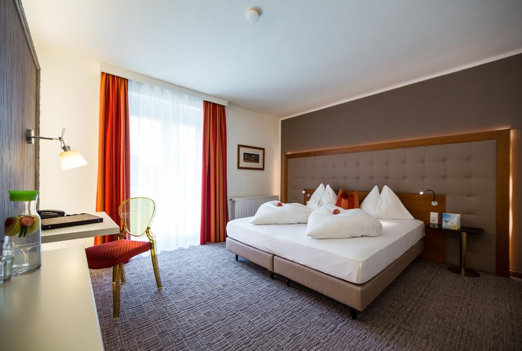 Hotel Goritschnigg Velden am Woerthersee Room photo